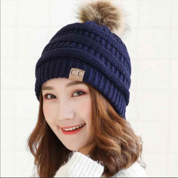 RESTOCKED! CC Exclusive Pom Pom Beanie Fur Navy - Picture 2 of 5